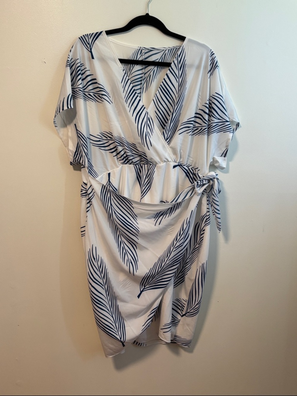 ⭐ 3 for $15 SHEIN Curve White Dress with Navy Leaf Stripes